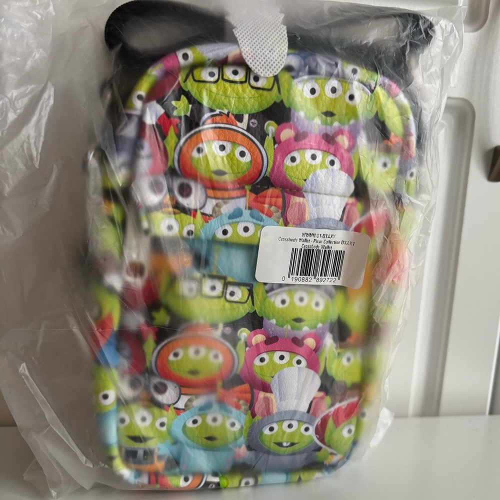 NEW IN PACKAGE Disney Buckle Down Pixar Toy Story Alien Remix Crossbody Bag